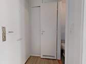 Flur mit Einbauschrank - 