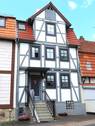 Aussenansicht 1 - Provisionsfrei - Geräumiges und charmantes Einfamilienhaus im Ortskern von Nieste