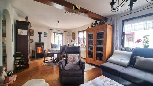 Essbereich mit Schwedenofen - 