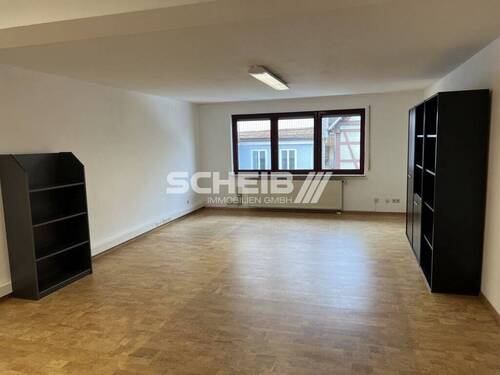 Korkboden - Bürofläche im Herzen von Gaildorf