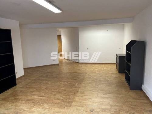 Neonröhrenbeleuchtung - Büro zur Miete in Gaildorf