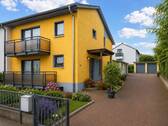 Haus von Vorne - Doppelhaushälfte mit 172,00 m&sup2; in Rüsselsheim am Main zum Kaufen
