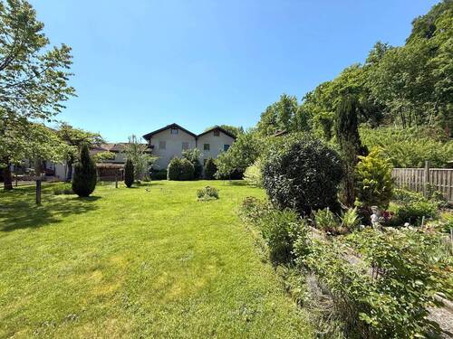 Garten - 5 Zimmer Mehrfamilienhaus, Wohnhaus zum Kaufen in Tüßling