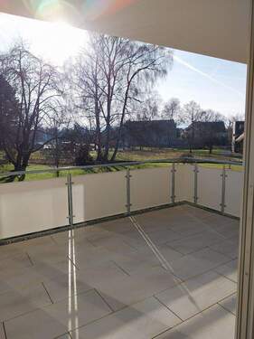 Aussicht Balkon - Etagenwohnung mit 79,80 m&sup2; in Radolfzell am Bodensee zur Miete