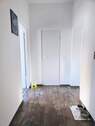 Flur - Etagenwohnung mit 82,00 m&sup2; in Köthen (Anhalt) zur Miete