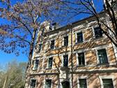 Hausansicht - *** Ruhige 4-Zimmer-Wohnung mit Balkon in Chemnitz-Gablenz - ideal für Familien ***