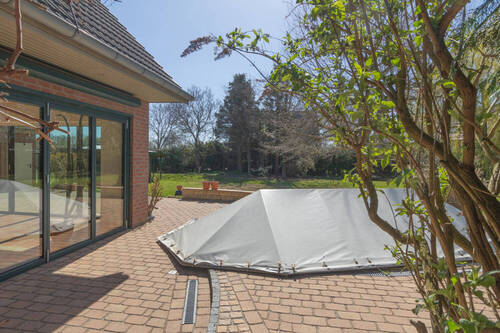 Terrasse mir Pool - 4 Zimmer Einfamilienhaus in Krüzen