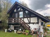 Seitenansicht vom Wohnhaus - 