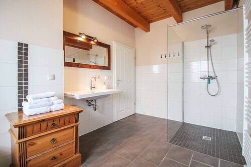 Badezimmer EG (2) - 