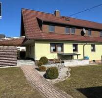 Liebevoll sanierte Immobilie mit großem Garten und Doppelgarage in ruhiger Wohnlage - Marktleugast / Mannsflur