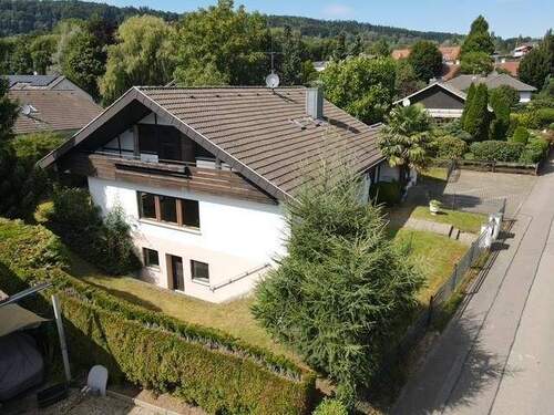 Ansicht - Wohnhaus mit flexiblen Nutzungsmöglichkeiten - EFH mit ELW - Gäste-Appartements
