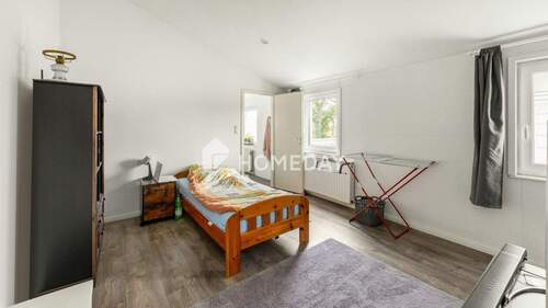 1. OG Schlafzimmer 1 1 - 