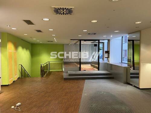 repräsentativer Eingang - Gewerbeobjekt (Büro, Produktion, Verkauf) in Schwäbisch Hall