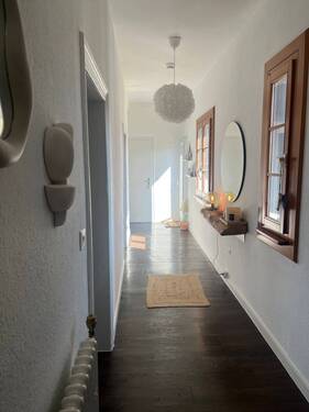 Flur - 3 Zimmer Etagenwohnung in Trier