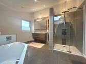 Badezimmer DG - 