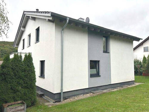 Hinteransicht EFH - Einfamilienhaus mit 160,00 m² in Hofbieber zum Kaufen