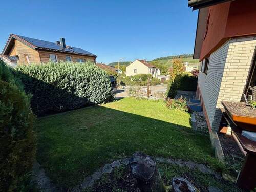 Vorgarten - 1 Zimmer Einfamilienhaus zum Kaufen in Obersulm