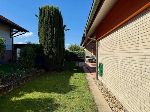 Terrasse - Einfamilienhaus mit 154,40 m² in Obersulm zum Kaufen
