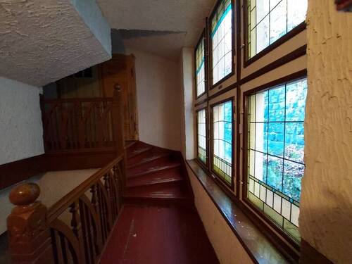 Historisches Treppenhaus - Etagenwohnung mit 147,00 m&sup2; in Bad Schandau zum Kaufen