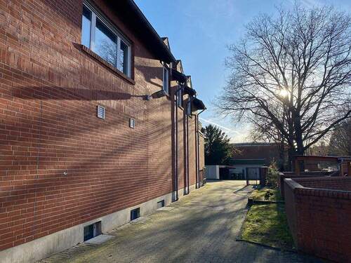 Außenansicht, Hofeinfahrt - Mehrfamilienhaus, Wohnhaus mit 273,00 m&sup2; in Soltau zum Kaufen