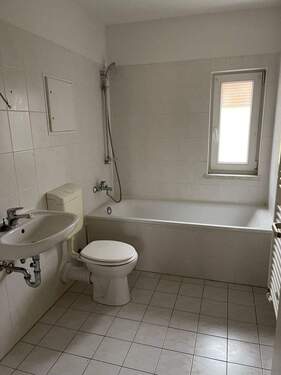 Wannenbad - 2 Zimmer Etagenwohnung zur Miete in Brandenburg an der Havel