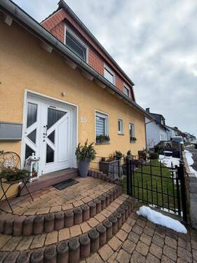 Außenansicht - Einfamilienhaus mit 220,00 m&sup2; in Eiterfeld zum Kaufen