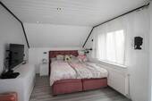 1 Kinderzimmer (2) - 