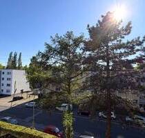 Helle Eigentumswohnung in Duisburg-Vierlinden - 3 Zimmer mit Südwest-Balkon, Garage und Keller!