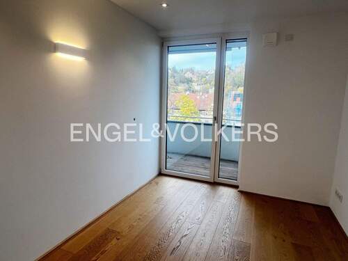 Zimmer mit Balkonzugang - 