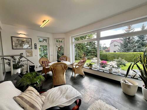 Wintergarten - 1 Zimmer Einfamilienhaus in Schkeuditz