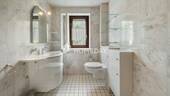 EG Badezimmer 1 - 
