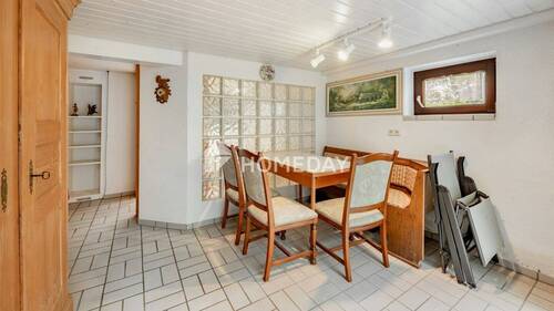 KG Esszimmer 1 - 
