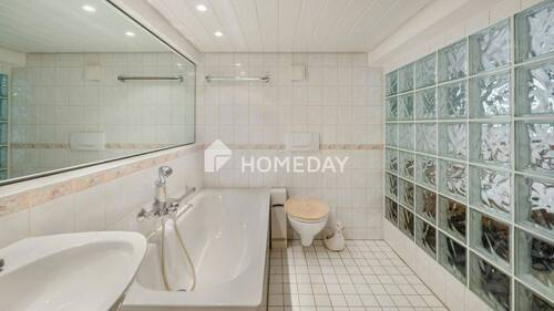KG Badezimmer 1 - 