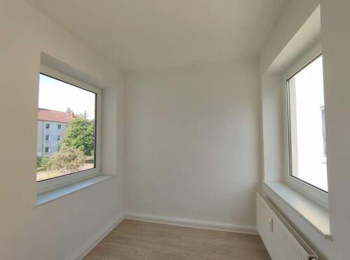 kleiner Abstellraum - 2 Zimmer Etagenwohnung zur Miete in Brandenburg an der Havel