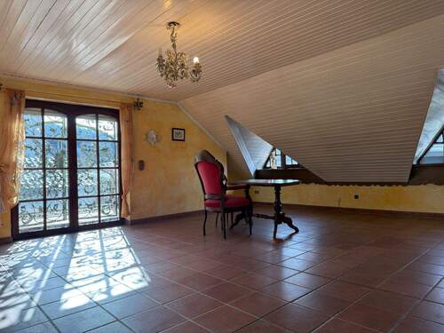 Wohnen und Schlafne DG - 