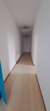 Flur mit Zugang Schlafzimmer - 