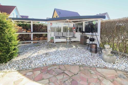 Terrasse vor dem Haus - 