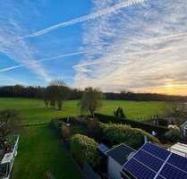 Aachen-Lichtenbusch (Deutschland) - Dachgeschoss Wohnung (2. OG) mit großer Terrasse und Südausrichtung, Tiefgaragenstellplatz