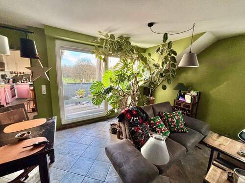 Wohnbereich mit Terrrassenausgang - 3 Zimmer Etagenwohnung in Aachen