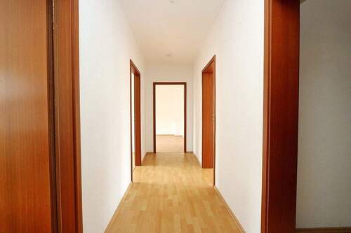 Flur - 3 Zimmer Etagenwohnung in Kaltenkirchen