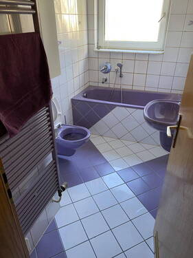 Bild 1 - Gepflegte 3-Zimmer-Wohnung mit Balkon in Leinfelden-Echterdingen