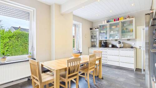 Küche - 5 Zimmer Reihenmittelhaus zum Kaufen in Konz