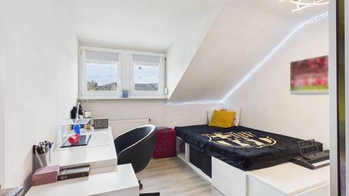 Zimmer 2 Dachgeschoss - 