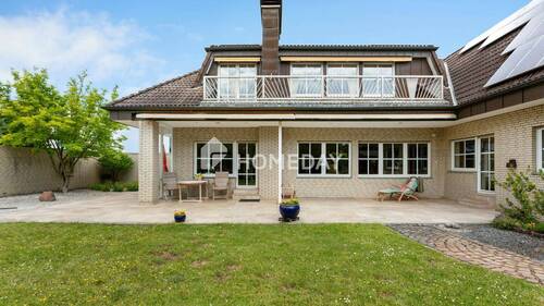 Terrasse 2 - Einfamilienhaus mit 301,00 m&sup2; in Elsdorf zum Kaufen