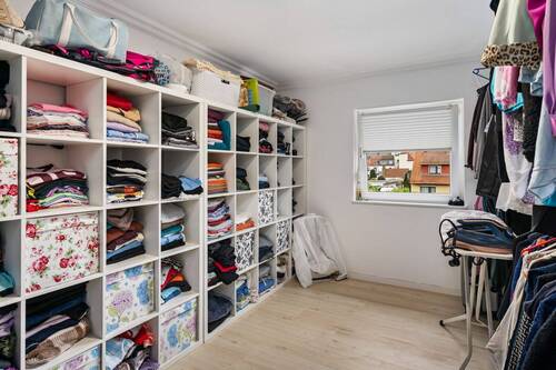 ... mit Ankleide (Zimmer 1) - 