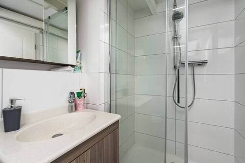 ... mit Dusche - 