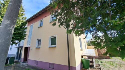 Objektansicht - 6 Zimmer Doppelhaushälfte zum Kaufen in Oberasbach
