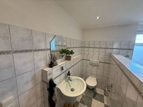Modernes Badezimmer - 
