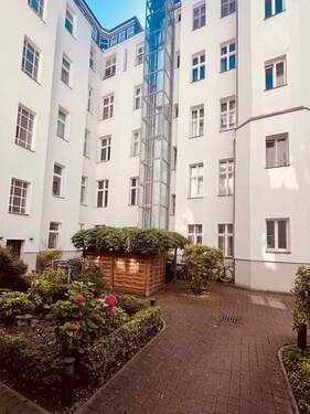 Innenhof - 2-ZKB Altbauwohnung 