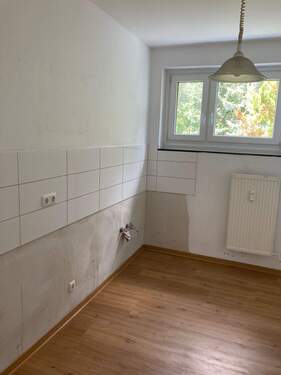 Beispielhaftes Bild der Küche. Die Küche der angebotenen Wohnung kann abweichen. - 